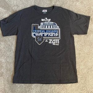 Majestic NLDS Milwaukee Brewers Central Division Champs 2011
